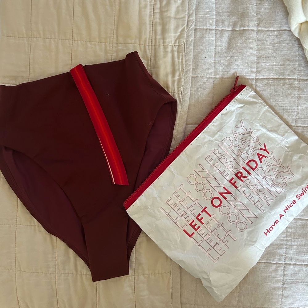 Left On Friday Hi Hi Bikini Bottoms in Jam